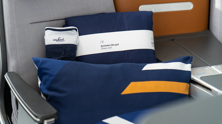 Lufthansa Enhances Business Class Sleeping Comfort with New Dream Collection