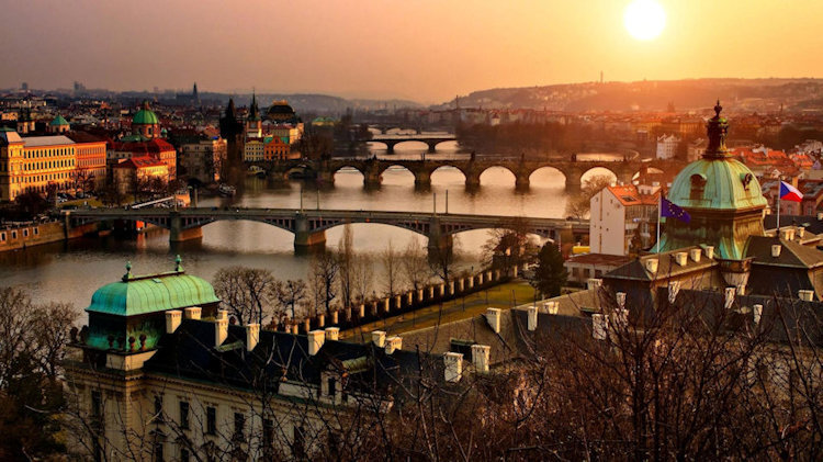 New Budapest to Prague Private Train Tour Unveiled