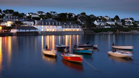 5 Luxury UK Hotels by the Seaside 