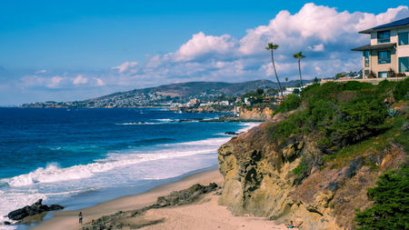 Get Your Hands on These Essentials for Your West Coast Beach Day