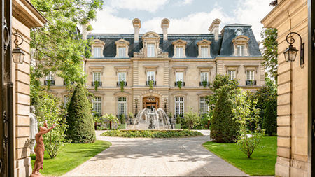 Saint James Paris Unveils Total Renovation