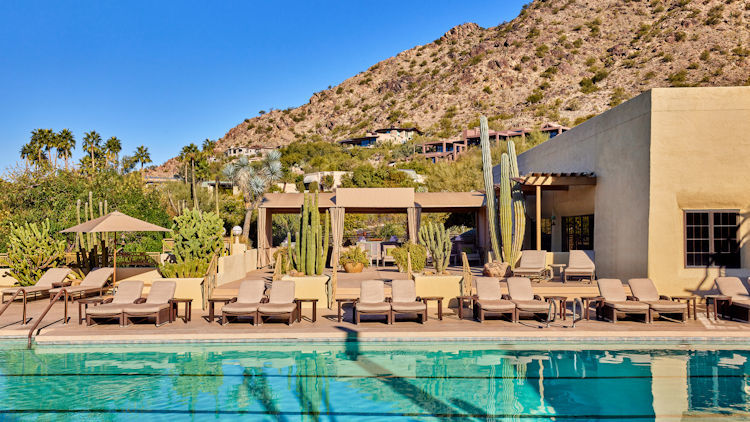 Arizona Resorts Offer Sunny Spring Getaways