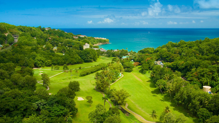 Why Are Luxury Golf Resorts Excellent For Weekend Getaways?