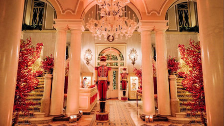 Italy's Magical Hotel Villa d'Este Will Remain Open for Festive Season