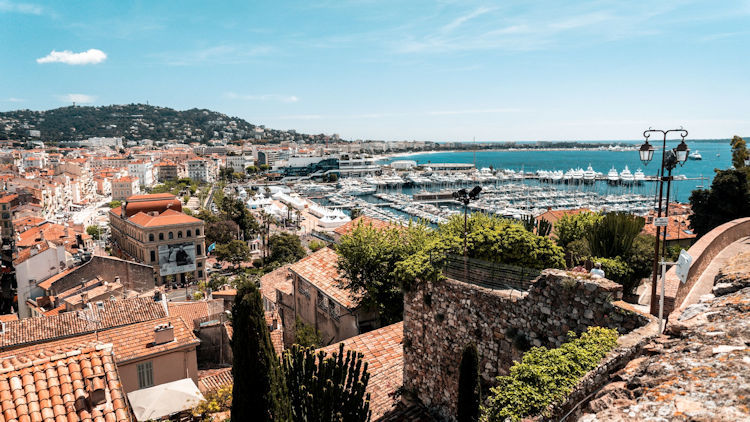 5 Luxury French Towns You Can't Miss