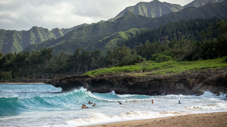 10 Hawaiian Healing Retreats You Have to Try Before You Die