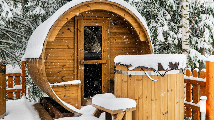 Finnish Sauna Vs. Infrared Sauna: Which One Is Better For Spa Goers?