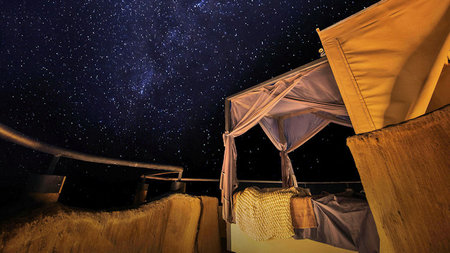 How Hotels Are Incorporating Stargazing into Design