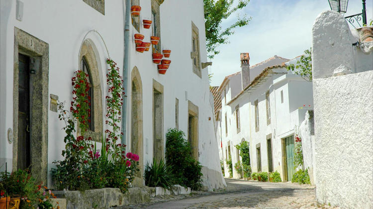 Unlocking Portugal’s Golden Visa: Your Gateway to a Luxurious Life and Financial Prosperity in Europe