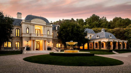Paris Hilton Buys Mark Wahlberg's LA Mansion for $63 Million