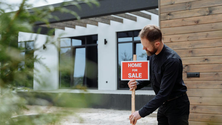 Key Details to Think Through Before Putting Your House Up for Sale 