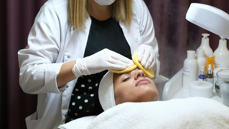 What Dermatology Research Reveals About Skin Renewal And Longevity