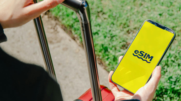 The Ultimate Guide to Using eSIM for Travel Across Europe