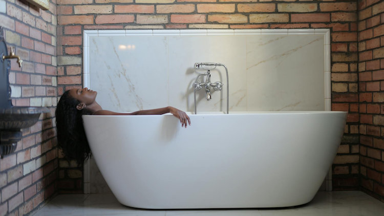 What Homeowners Should Know About Maintaining Plumbing Fixtures