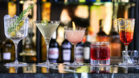 Crafting the Perfect Home Bar: A Guide to Building Your Cocktail Haven