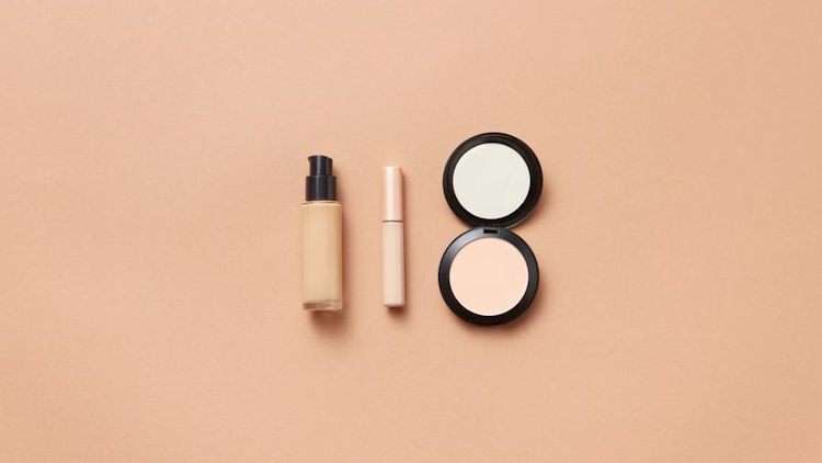 Gentle Makeup: What Sets It Apart from Conventional Cosmetics