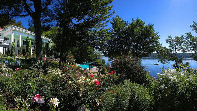 Manoir Hovey Named #1 Hotel in Canada
