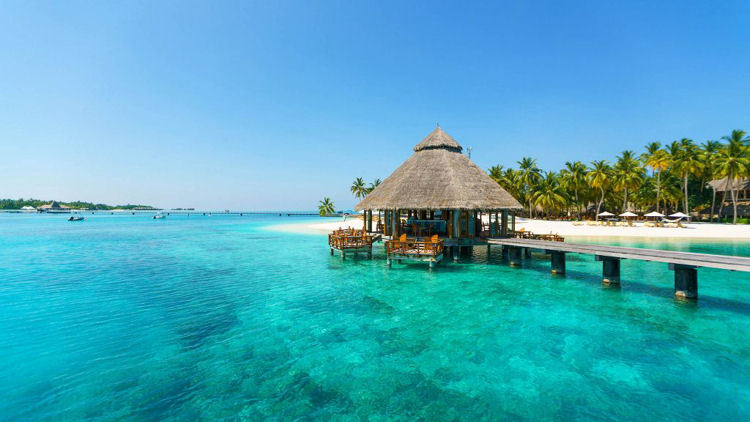 Conrad Maldives Rangali Island Debuts Healthy Cooking & Mixology Classes