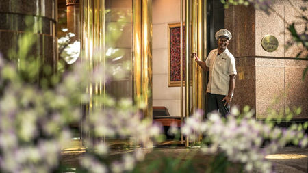 Four Seasons Hotel Singapore Unveils Renovated Suites