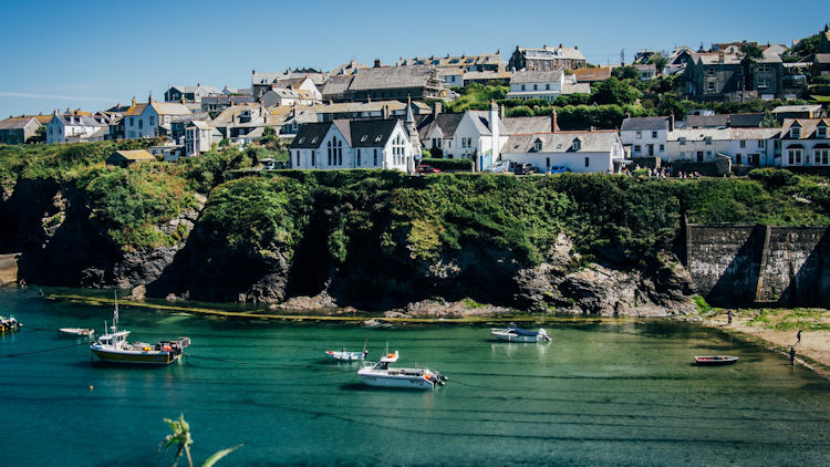 Best Tips to Plan Your Visit and Stay in Cornwall