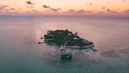 Belize Private Island Resort Redefines Personalized Dining Experiences 