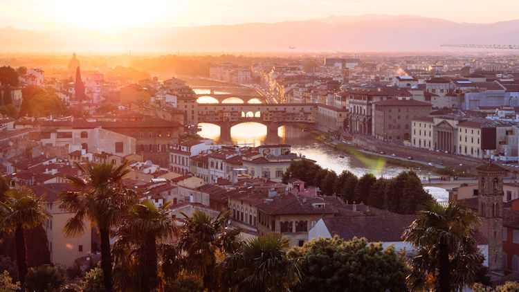 Florence Restaurant Overlooking The Ponte Vecchio Launches New 8,000 Bottle Wine Cellar