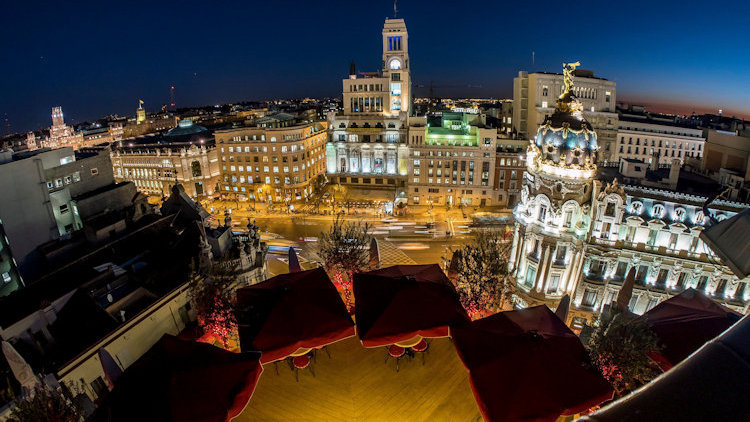 Romantic Valentine's Day Experiences For the Foodie Traveler