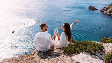 The Newlywed's Guide To Planning A Honeymoon Getaway