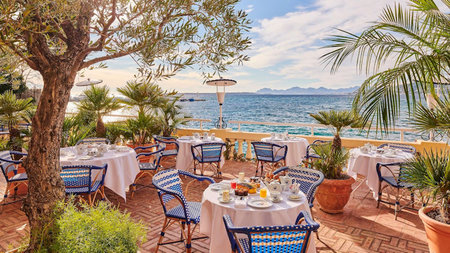 Experience the Sun and Sophistication of the French Riviera this Summer