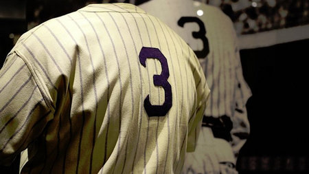 5 Most Expensive Sports Memorabilia Sold at Auction