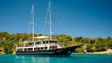 Explore Croatia and Montenegro by Gulet with Salamander Voyages 