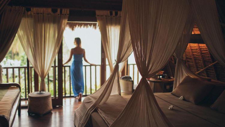 From Prestigious Resorts to Historic Cities: How to Combine Work and Life