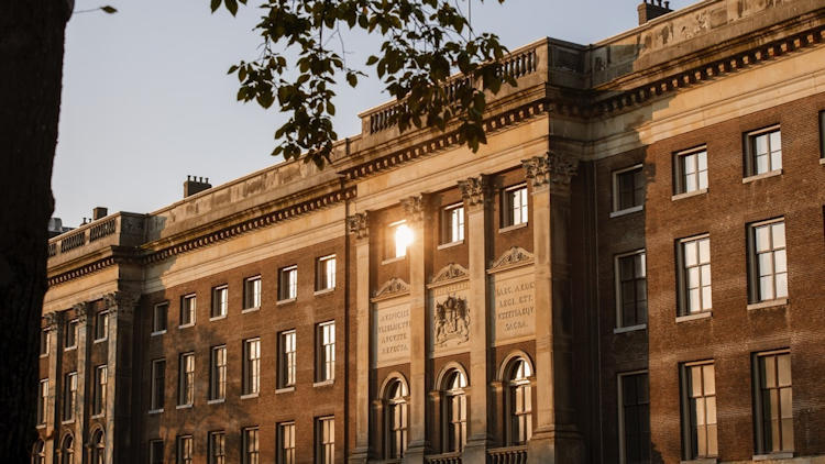 Rosewood Amsterdam Opens in the Former Palace of Justice, Celebrating Dutch Excellence