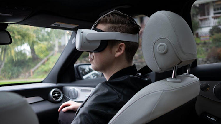 Luxury Travel Trends 2025: Embrace Tailored Tech & High-End Fitness Wear for Your Journey