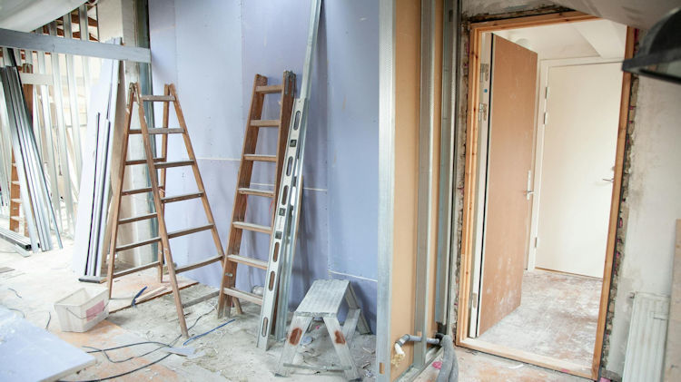 Home Improvement Strategies for Travelers on the Move