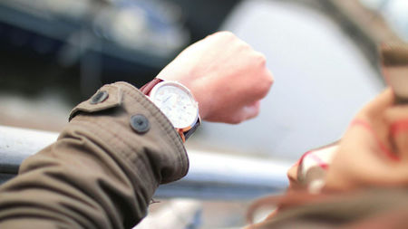 The First Watch Purchase: What Really Matters in the Online Market