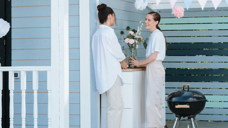 The Pros and Cons of Buying a House with a Friend