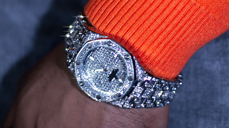 Moissanite Watch vs Diamond Watch: Which Offers Better Value?