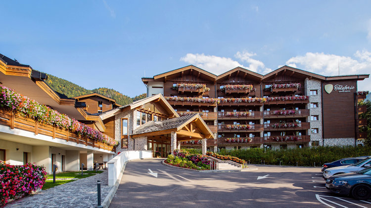 A Stay at Teleferic Grand Hotel, Poiana Brașov, Romania