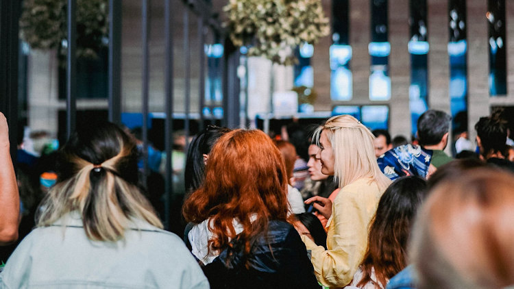 Designing a Memorable Welcome for a Hotel Launch or Private Reception
