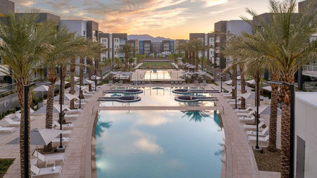 Calling All Snowbirds to Sin City: Enjoy Month-Long Stays at Ariva Luxury Serviced Residences in Las Vegas