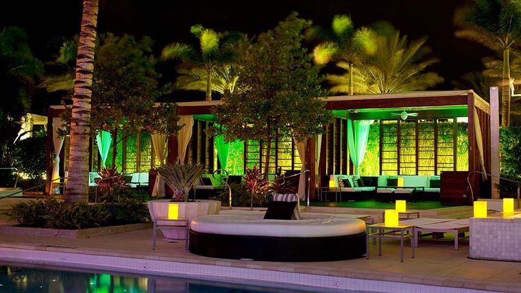Fontainebleau Miami Beach, Florida 5 Star Luxury Resort Hotel-slide-13