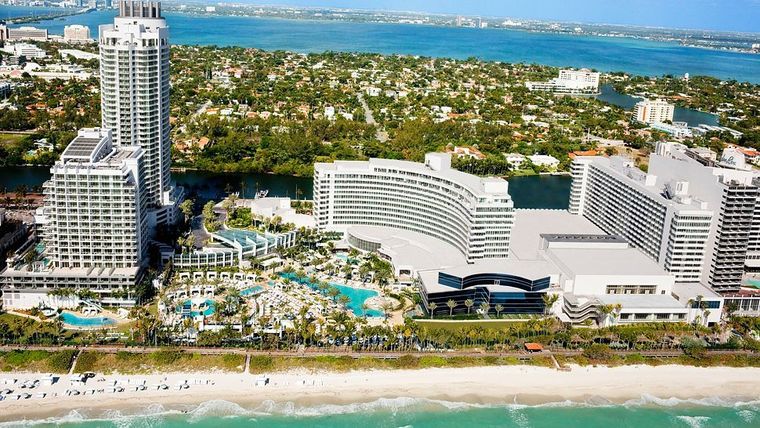 Fontainebleau Miami Beach, Florida 5 Star Luxury Resort Hotel-slide-11