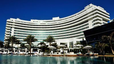 Fontainebleau Miami Beach, Florida 5 Star Luxury Resort Hotel