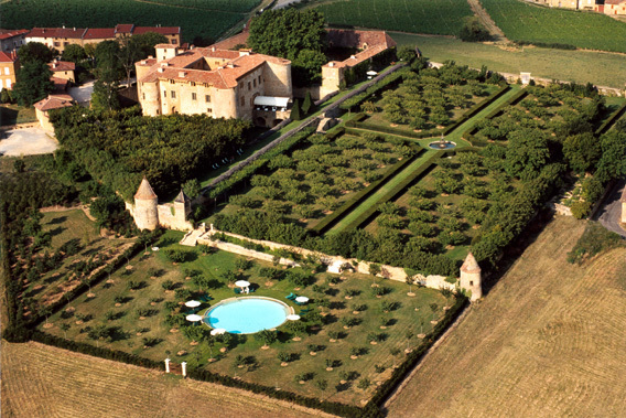 Chateau de Bagnols - Lyon, Beaujolais, France - Exclusive 5 Star Luxury Hotel-slide-2