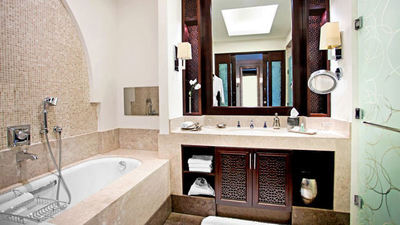 The St. Regis Doha, Qatar 5 Star Luxury Resort Hotel