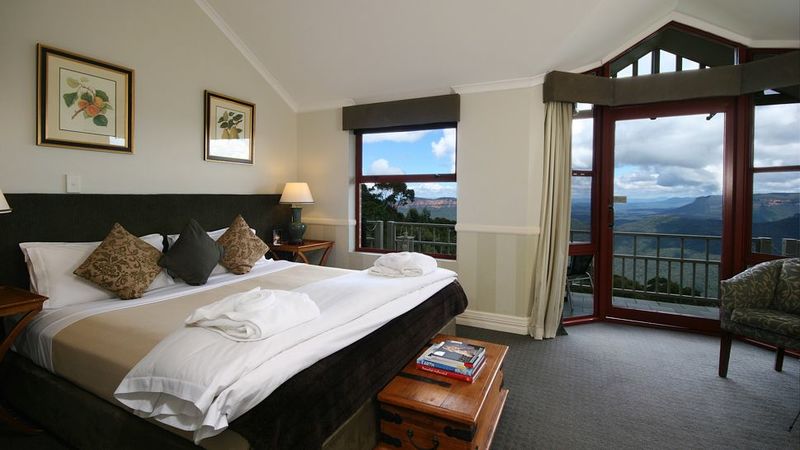 Echoes Boutique Hotel - Katoomba, Blue Mountains, Australia-slide-1