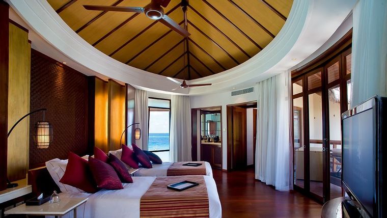 Constance Halaveli, Maldives Luxury Resort-slide-13