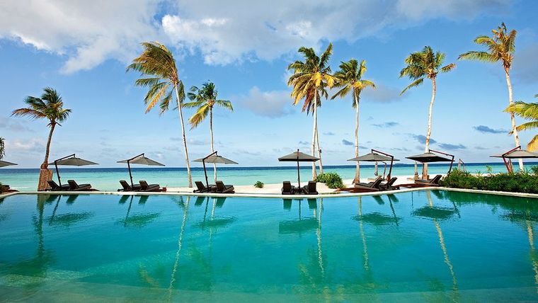 Constance Halaveli, Maldives Luxury Resort-slide-4