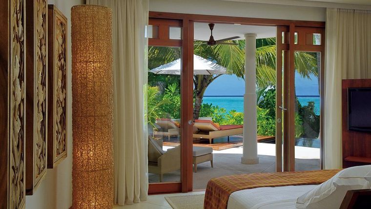 Constance Halaveli, Maldives Luxury Resort-slide-2